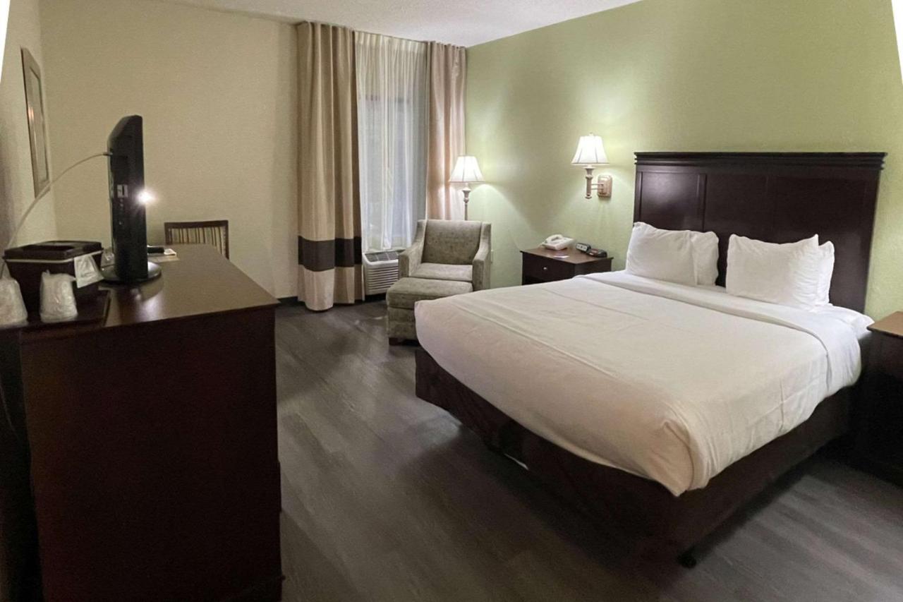 Comfort Inn Pinehurst - Southern Pines Esterno foto